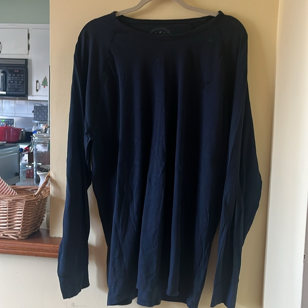American Eagle Men’s Long Sleeve